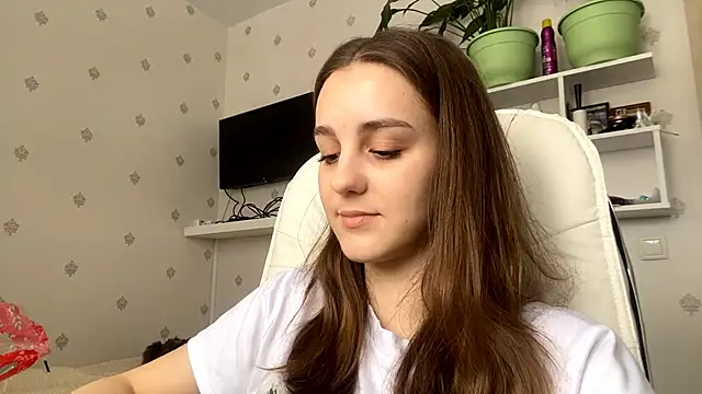 Snapshot of SweetieKatie chatting on 02.26.26 SweetieKatie online show from 02.26.26