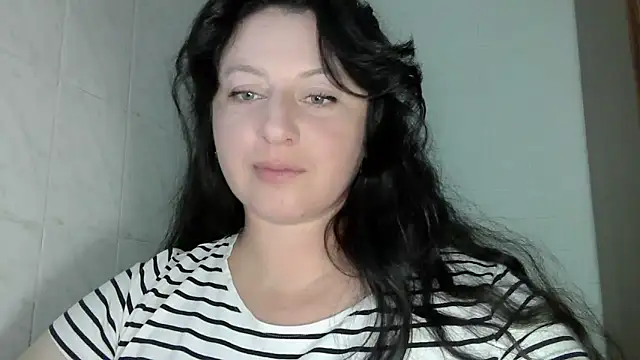 Snapshot of MelinaAx chatting on 06.02.26 MelinaAx online show from 06.02.26