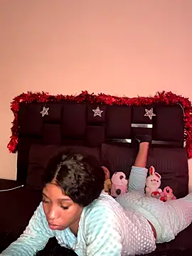 Weendolyn  online show from 12.03.25