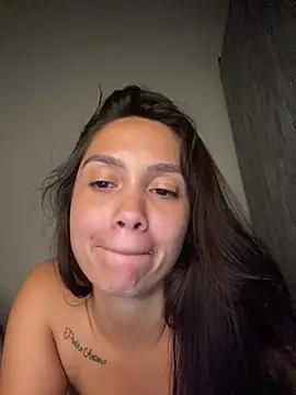 Snapshot of carolsapequinha chatting on 07.04.26 carolsapequinha online show from 07.04.26