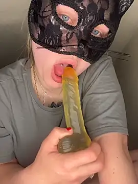 secretcouple 00 online show from 04.20.26