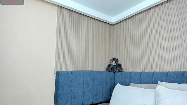 Dulce emi online show from 11.28.25