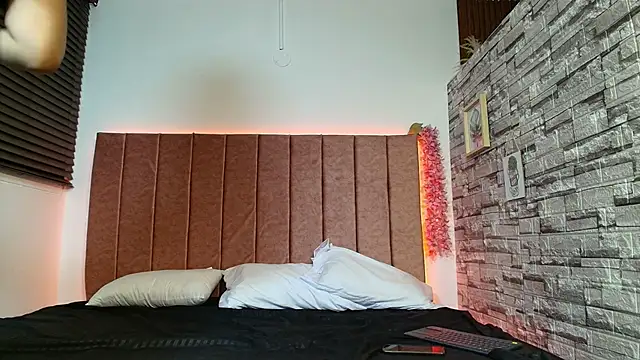 Snapshot of Tefanny_hot chatting on 11.21.25 Tefanny hot online show from 11.21.25