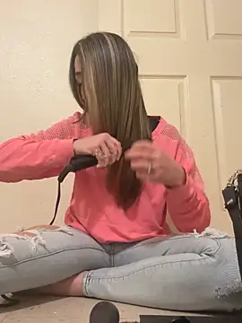 Snapshot of miatate chatting on 03.01.26 miatate online show from 03.01.26