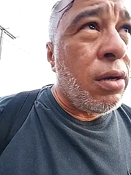 Snapshot of Putovagner chatting on 11.13.25 Putovagner online show from 11.13.25