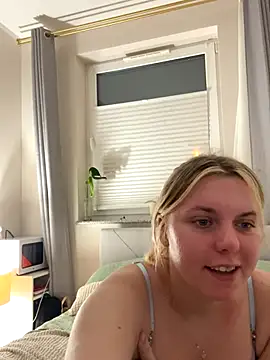 Nallinee online show from 11.30.25