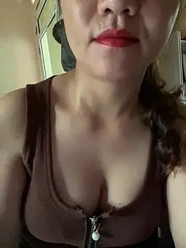 Snapshot of Diana-sexyy chatting on 04.28.26 Diana-sexyy online show from 04.28.26
