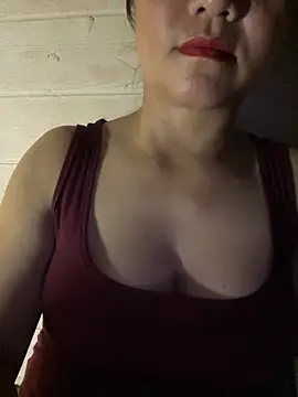 Snapshot of Diana-sexyy chatting on 05.20.26 Diana-sexyy online show from 05.20.26
