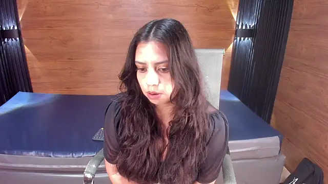 Karoll Heart online show from 11.18.25