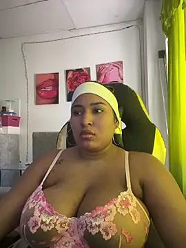 Snapshot of morena-2025 chatting on 06.11.26 morena-2025 online show from 06.11.26