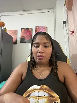 Snapshot of morena-2025 chatting on 06.20.26 morena-2025 online show from 06.20.26