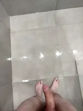 Snapshot of zaginiony1122 chatting on 11.17.25 zaginiony1122 online show from 11.17.25