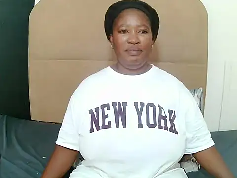 MissMoyo online show from 12.05.25