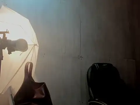 GinebraBelucci online show from 11.23.25