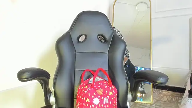 nicolvibes 212 online show from 02.11.26