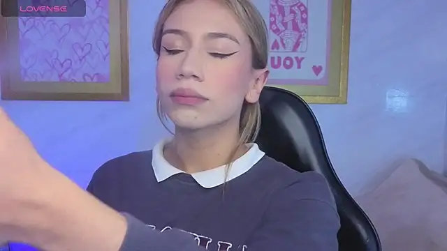 Evy Luxx v online show from 03.20.26