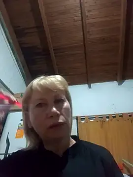 SexyMilf1211 online show from 04.29.26