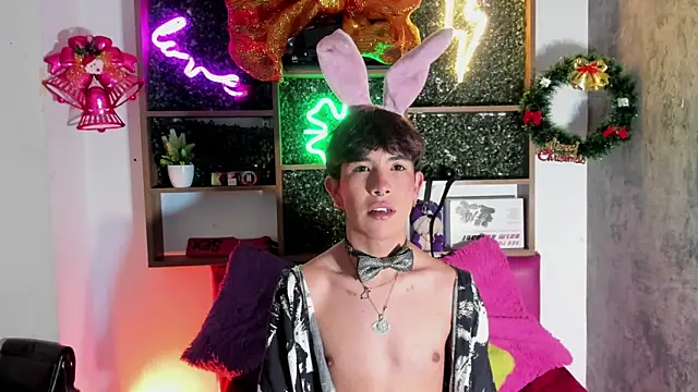 Angeldust19 online show from 12.04.25