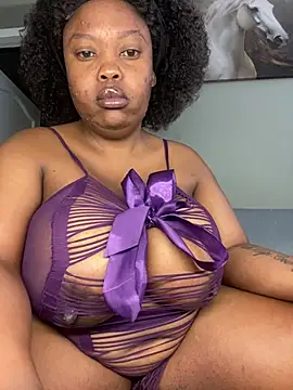 Busty-Sweetheart online show from 02.15.26