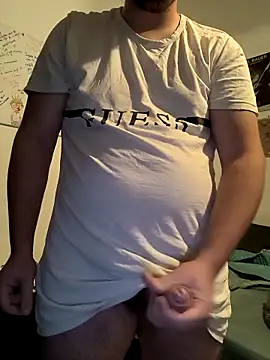 Snapshot of Tomlebg19cm chatting on 11.13.25 Tomlebg19cm online show from 11.13.25