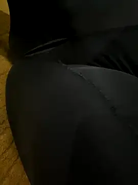 Snapshot of zaphiro777 chatting on 11.15.25 zaphiro777 online show from 11.15.25