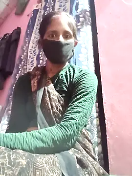 Snapshot of Pirvesh_singh chatting on 11.25.25 Pirvesh singh online show from 11.25.25