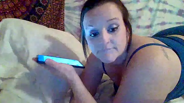 Snapshot of LexieLanierxo chatting on 11.15.25 LexieLanierxo online show from 11.15.25