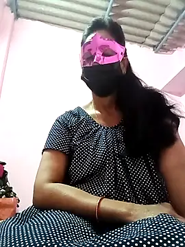 Snapshot of Nisha__19 chatting on 11.29.25 Nisha 19 online show from 11.29.25