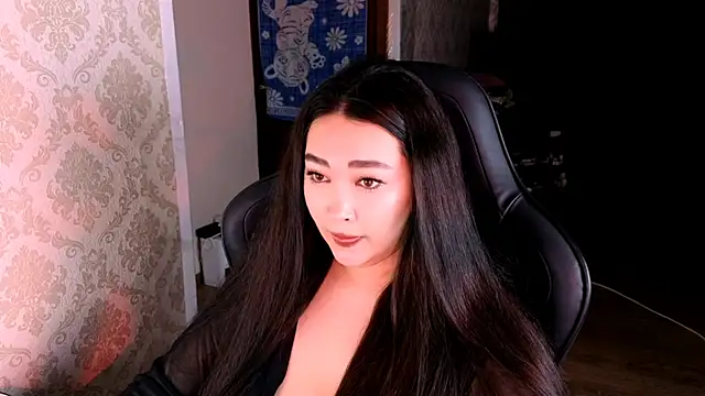 Snapshot of Emma_Uilson chatting on 05.09.26 Emma Uilson online show from 05.09.26