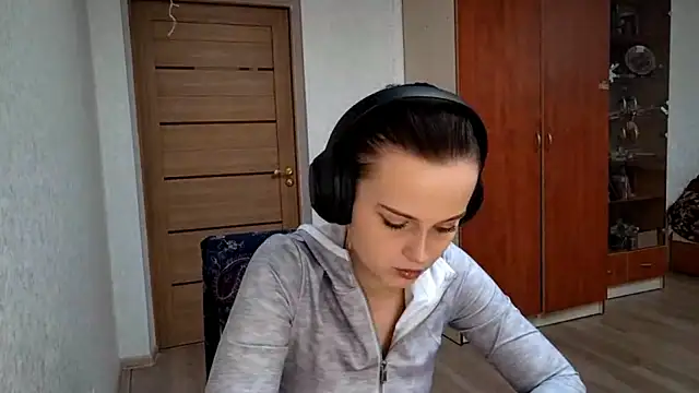 LouiseMarengo online show from 01.09.26