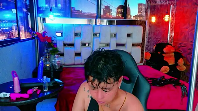 lunabustygirl online show from 02.11.26