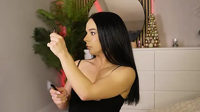 Miss Denisse online show from 01.05.26