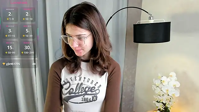 MarilynMun online show from 12.19.25