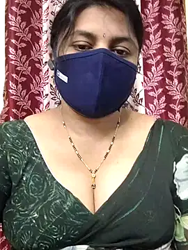 Snapshot of Indian_Telugu_Indhu chatting on 12.15.25 Indian Telugu Indhu online show from 12.15.25