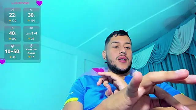 Latino Hot Boy online show from 11.22.25