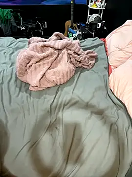 mrsmyla93 online show from 12.03.25