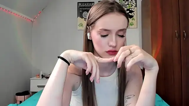 tinyglow online show from 03.30.26