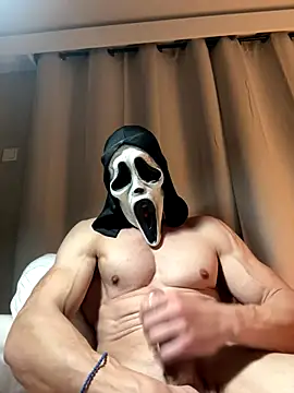 Snapshot of Luna_MaskedMan chatting on 12.20.25 Luna MaskedMan online show from 12.20.25