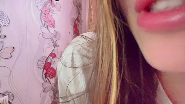 KristinaScott online show from 11.28.25