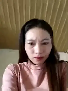 Snapshot of _Su-Su_ chatting on 11.20.25 Su-Su online show from 11.20.25