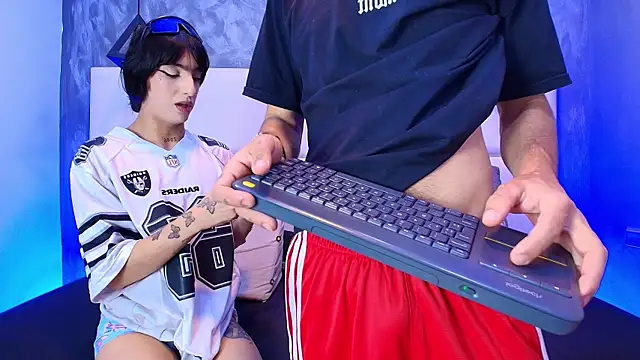 Loversinfire2 online show from 12.13.25