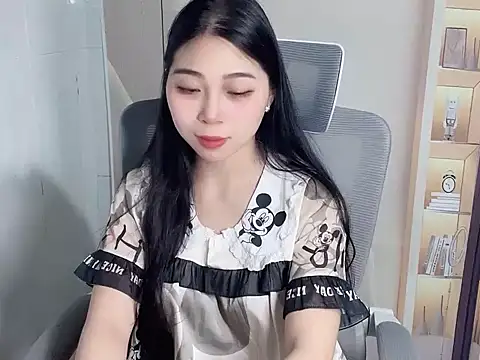 Lousii online show from 11.22.25