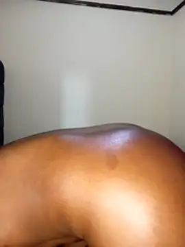 Snapshot of honeypot224 chatting on 12.18.25 honeypot224 online show from 12.18.25