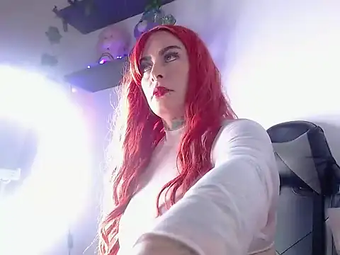 Nina-foxx online show from 12.19.25