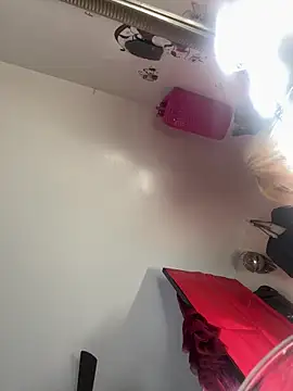 Snapshot of Motherbigbus chatting on 03.10.26 Motherbigbus online show from 03.10.26