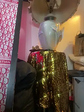 Snapshot of Motherbigbus chatting on 03.24.26 Motherbigbus online show from 03.24.26