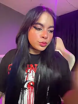 Sophie wyld online show from 01.08.26