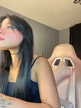 Sophie wyld online show from 01.11.26