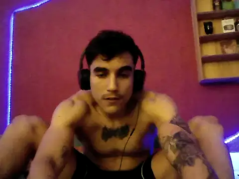 Snapshot of anditripleex chatting on 11.16.25 anditripleex online show from 11.16.25