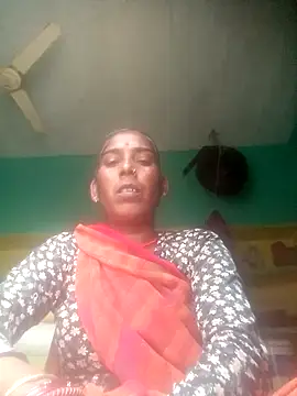 Snapshot of Xx_savita chatting on 11.27.25 Xx savita online show from 11.27.25